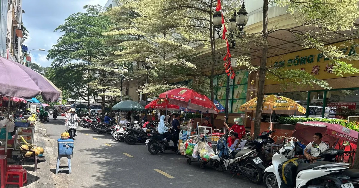 Phường đầu tiên ở TPHCM cho đăng ký sử dụng tạm vỉa hè, lòng đường qua app