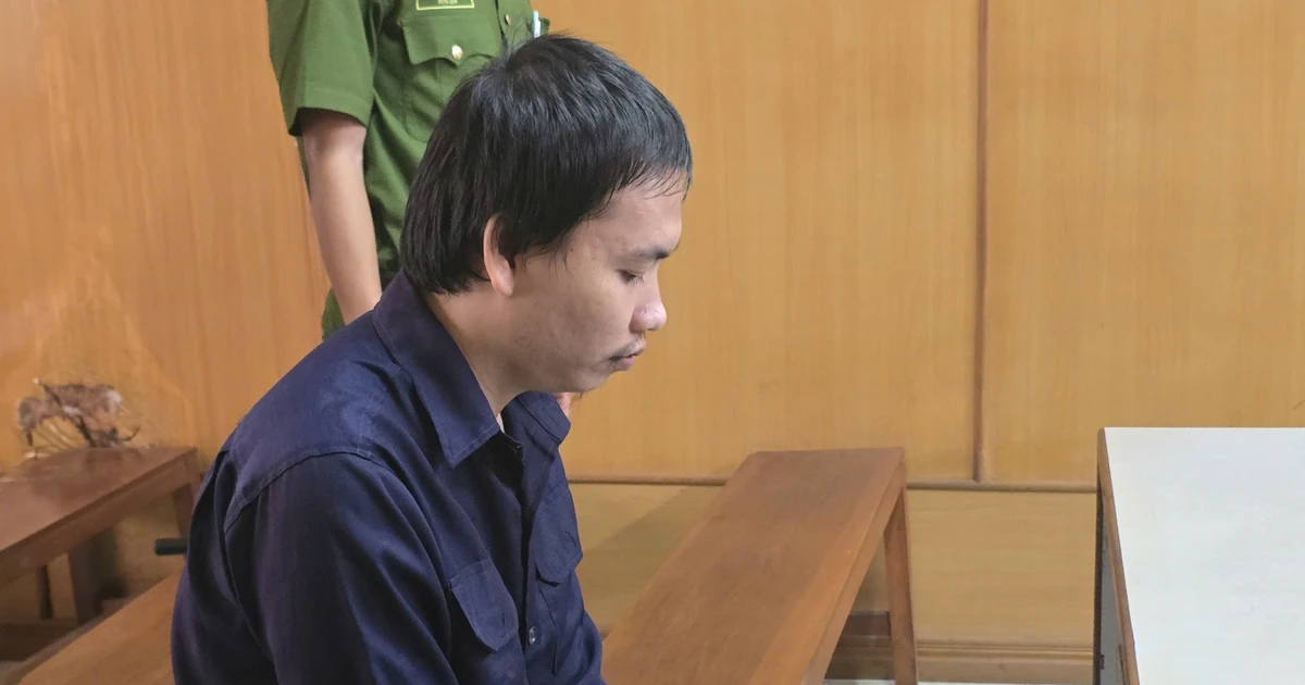 Vừa ra tù, 'yêu râu xanh' giở trò với bé gái bán vé số dạo