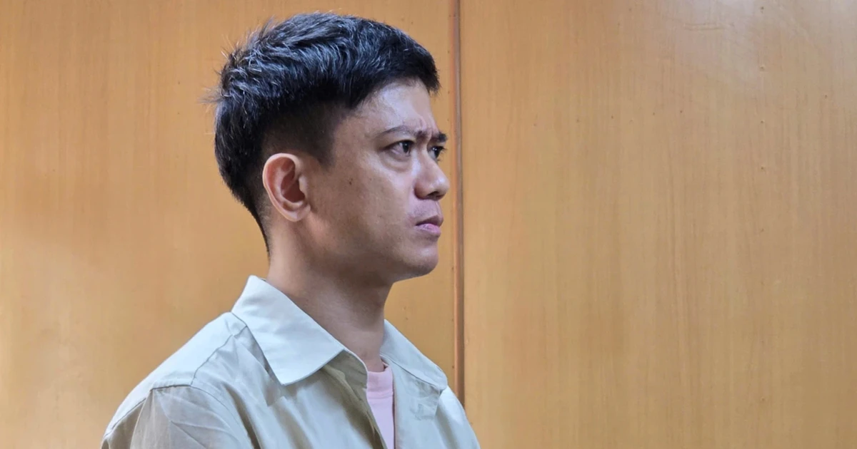 Bị nhắc nhở, gã công nhân máu lạnh tạt axit 4 quản lý, cấp trên để trả thù