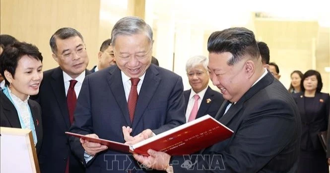 Tổng Bí thư Tô Lâm hội đàm với Tổng Bí thư, Chủ tịch Quốc vụ CHDCND Triều Tiên Kim Jong Un