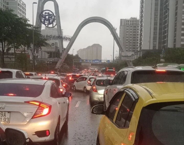 'Việt Nam trong tôi' vẫn diễn ra tối nay dù Hà Nội mưa ngập