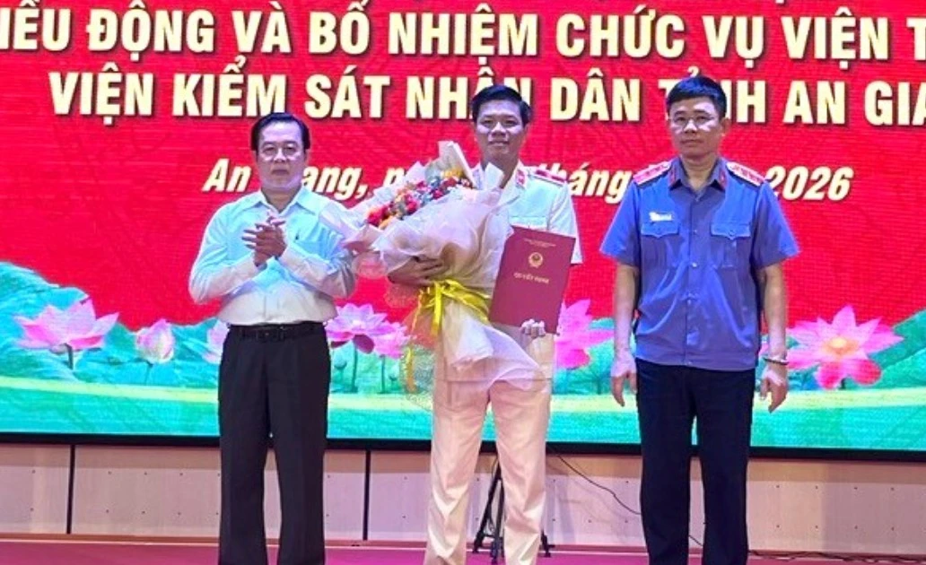 Ông Kiều Hoài Phong giữ chức Viện trưởng Viện Kiểm sát nhân dân tỉnh An Giang