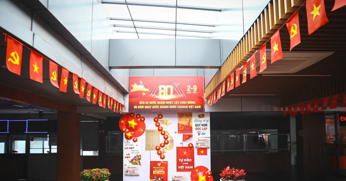 Các bến xe ở Hà Nội trang hoàng, sẵn sàng đón khách dịp cao điểm nghỉ lễ 2/9