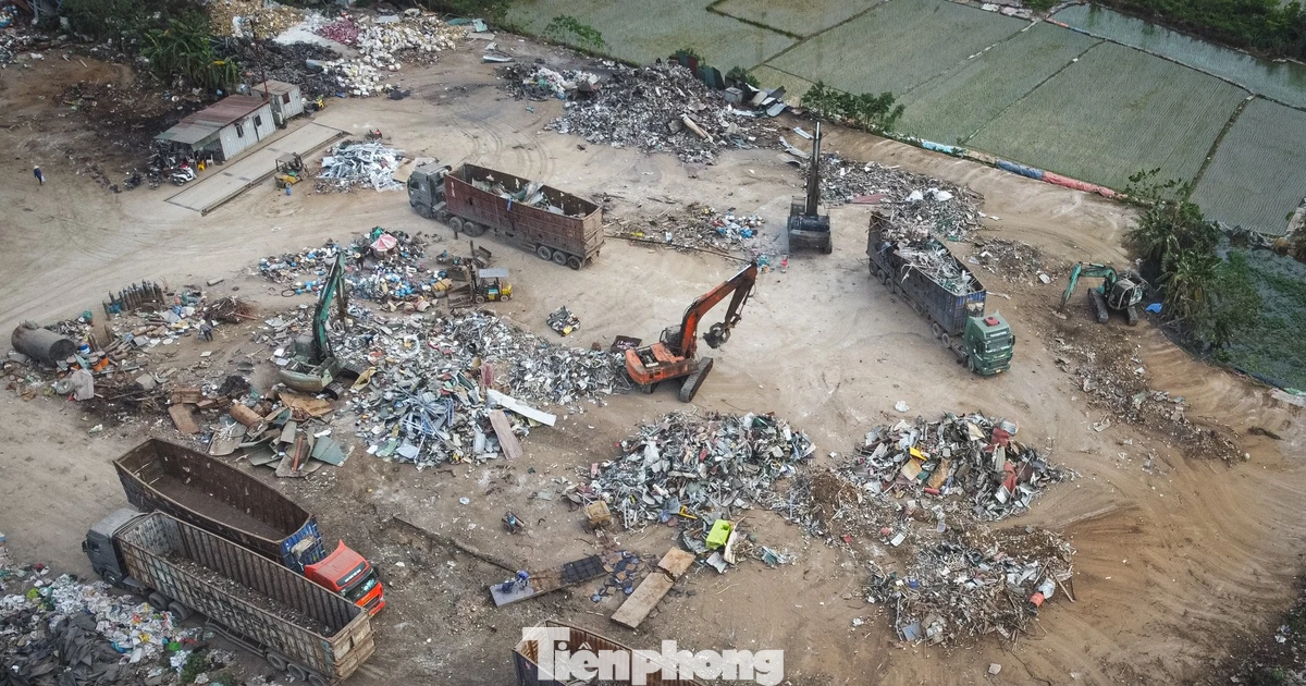 Cưỡng chế loạt công trình 'xẻ thịt' 4,3ha đất nông nghiệp tại Đại Mỗ