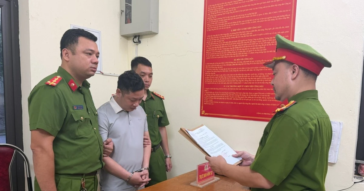 Khởi tố nhân viên tài chính tham ô tiền thu hồi nợ của khách hàng