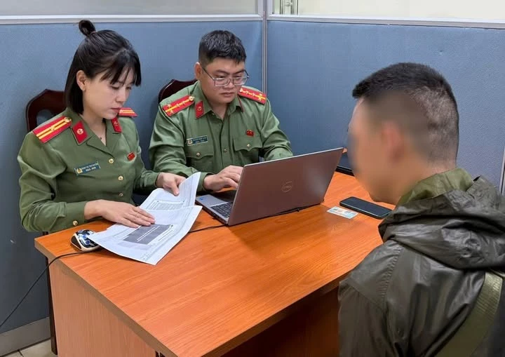 Xử phạt chủ tài khoản Facebook xúc phạm lãnh đạo thành phố Hà Nội