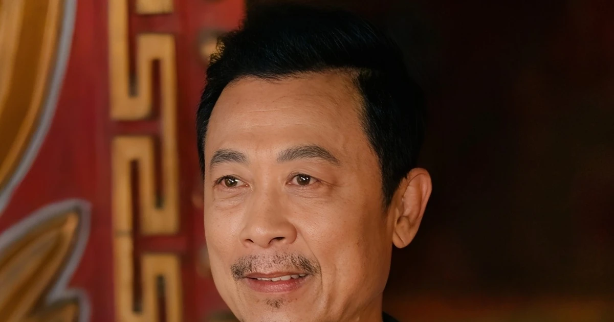 Lý do Vân Sơn ngồi im bất động