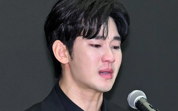 Kim Soo Hyun phá vỡ sự im lặng