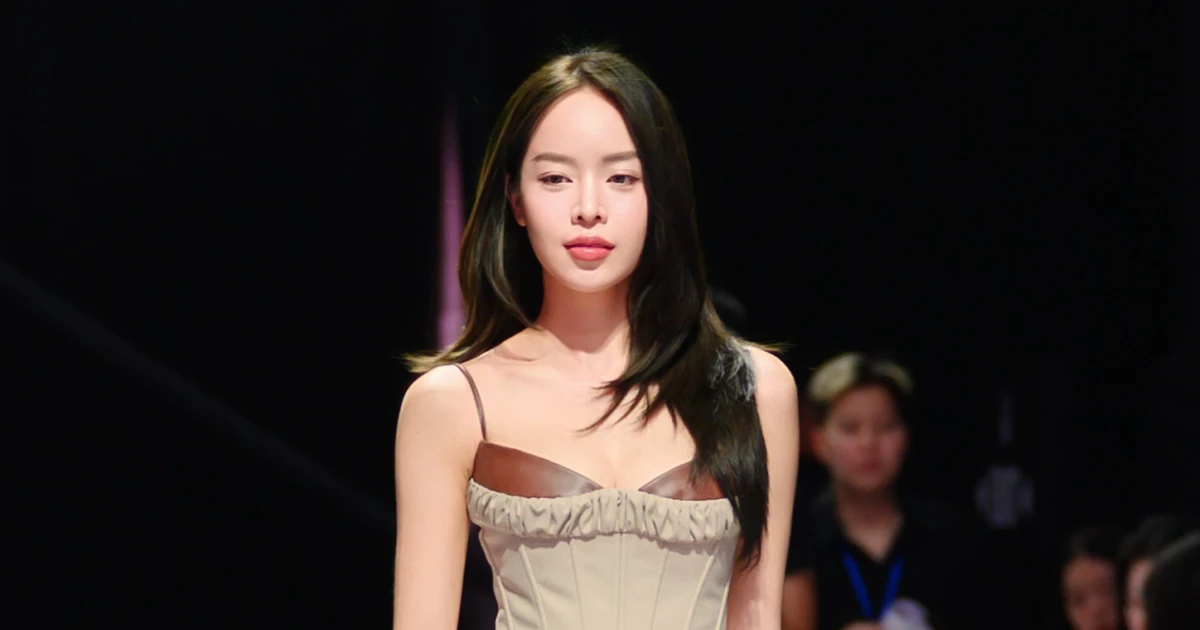 Thanh Thủy, Tiểu Vy và hàng chục hoa hậu, á hậu đổ bộ bế mạc tuần lễ thời trang