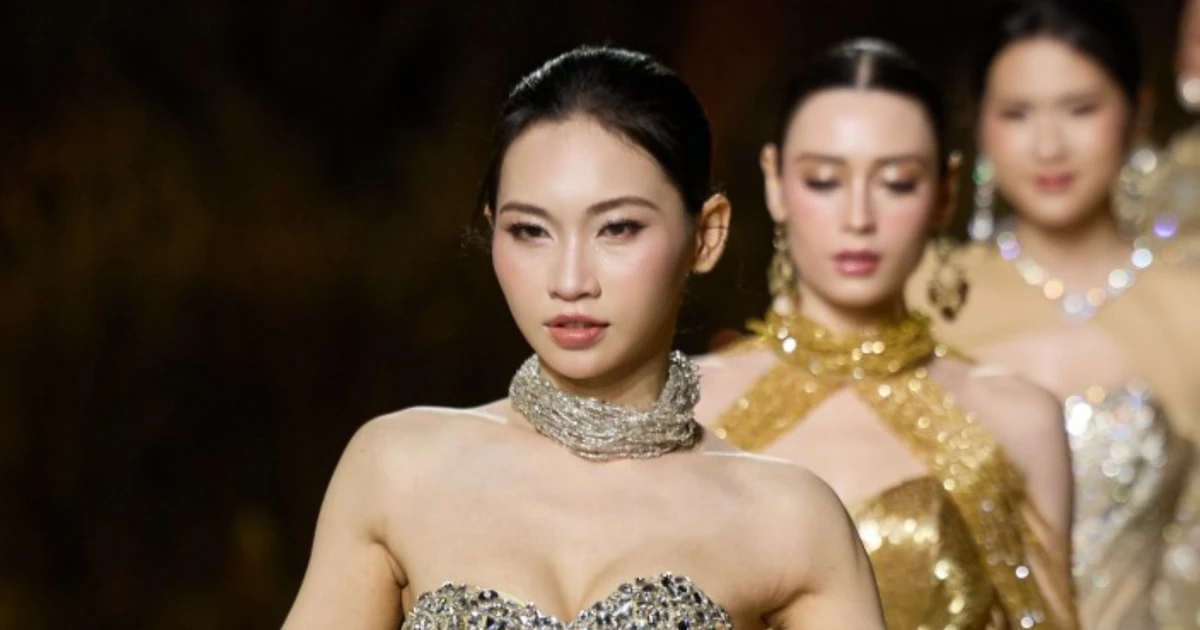 Xu hướng xuyên thấu, ánh kim đổ bộ sàn diễn