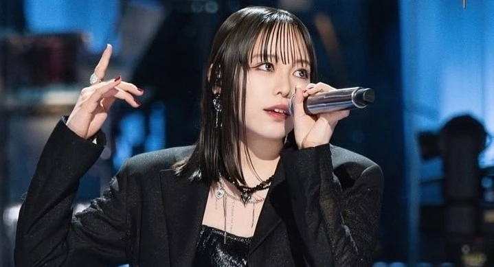 Ca sĩ Nhật Bản đối đầu Phương Mỹ Chi