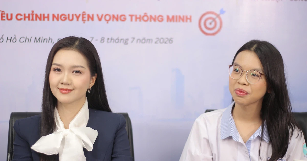 Nữ thủ khoa với 3 điểm 10, cả năm không dùng mạng xã hội