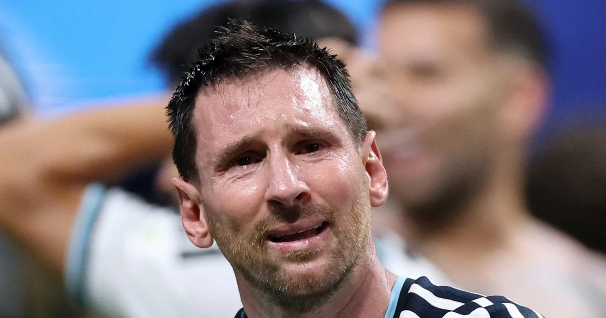 Messi bật khóc sau trận thắng không tưởng