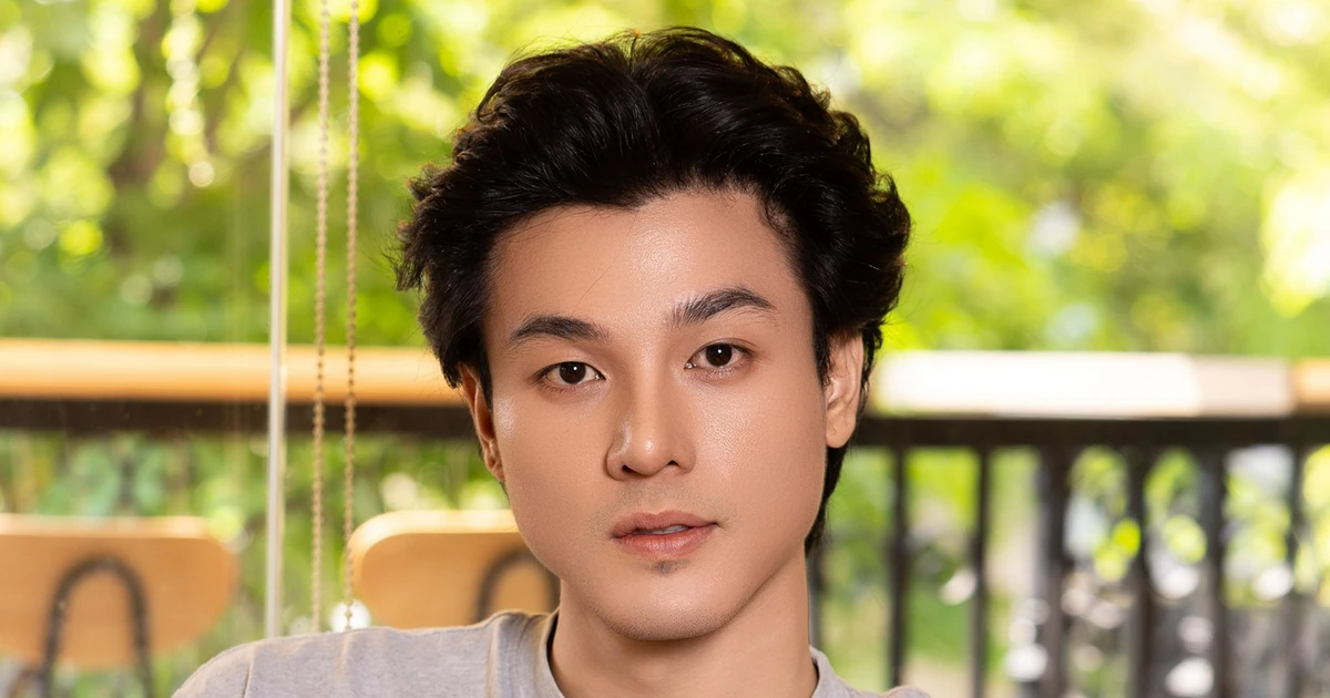 Gặp mỹ nam cao 1,86 m đang làm mưa làm gió ngoài rạp Việt