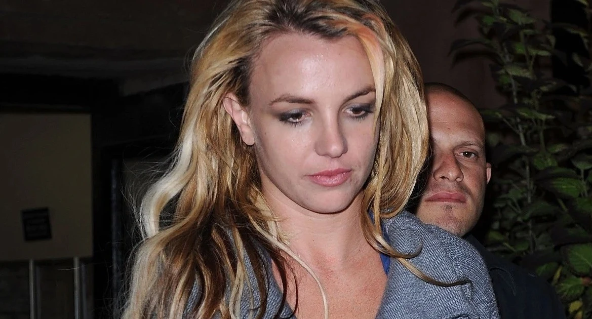 Khó cứu Britney Spears