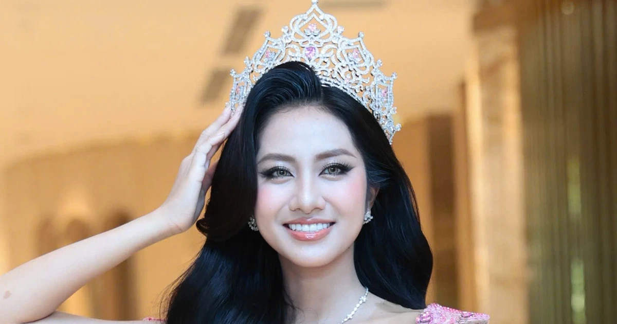 Đương kim Hoa hậu Hà Trúc Linh, Á hậu Vân Nhi rạng ngời tại buổi khởi động Hoa hậu Việt Nam 2026