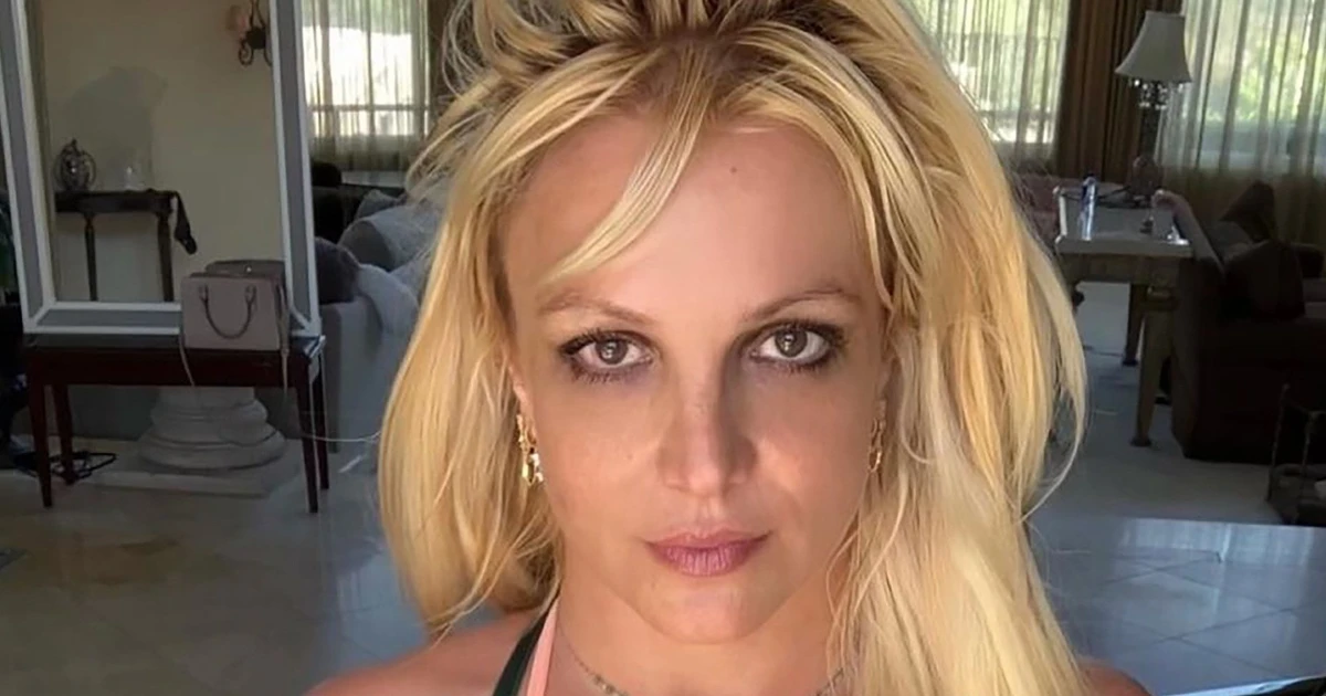Britney Spears bị bắt