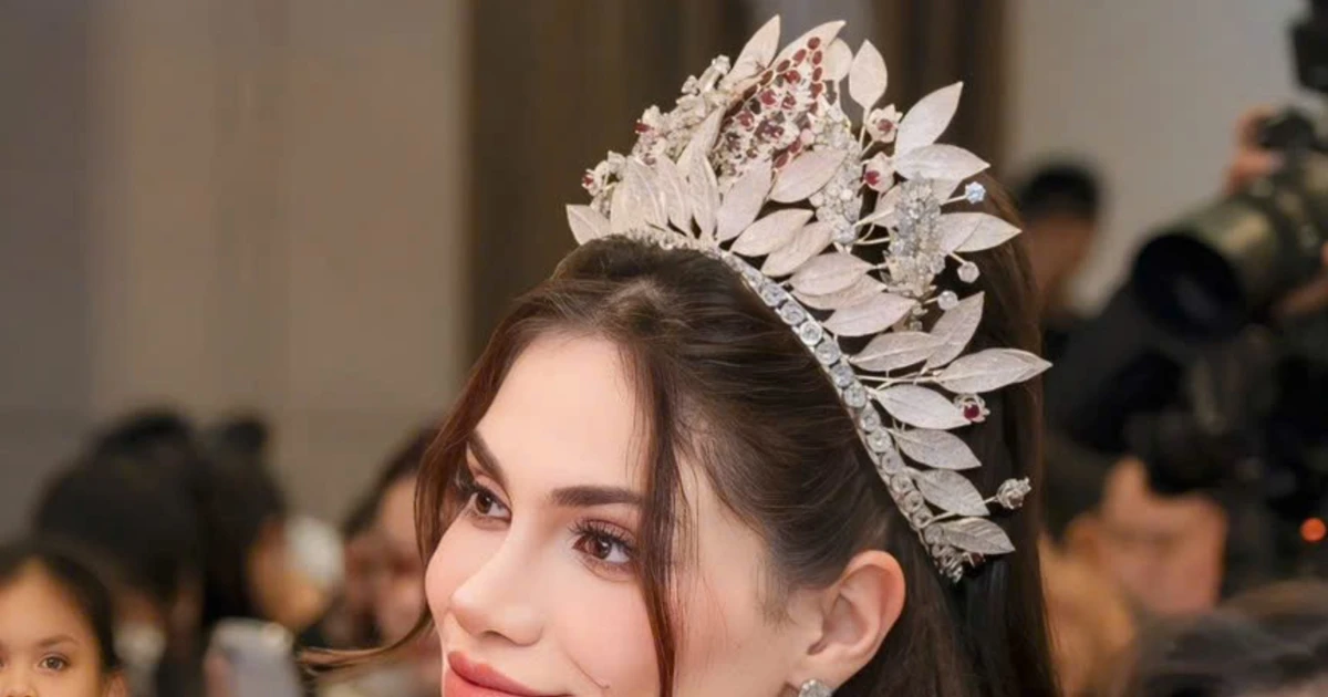 Đương kim Miss Charm tìm kiếm tài năng trẻ Việt Nam