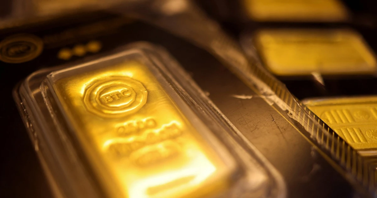 Trước giờ G: Vàng lặng sóng, giá dầu và chứng khoán chao đảo