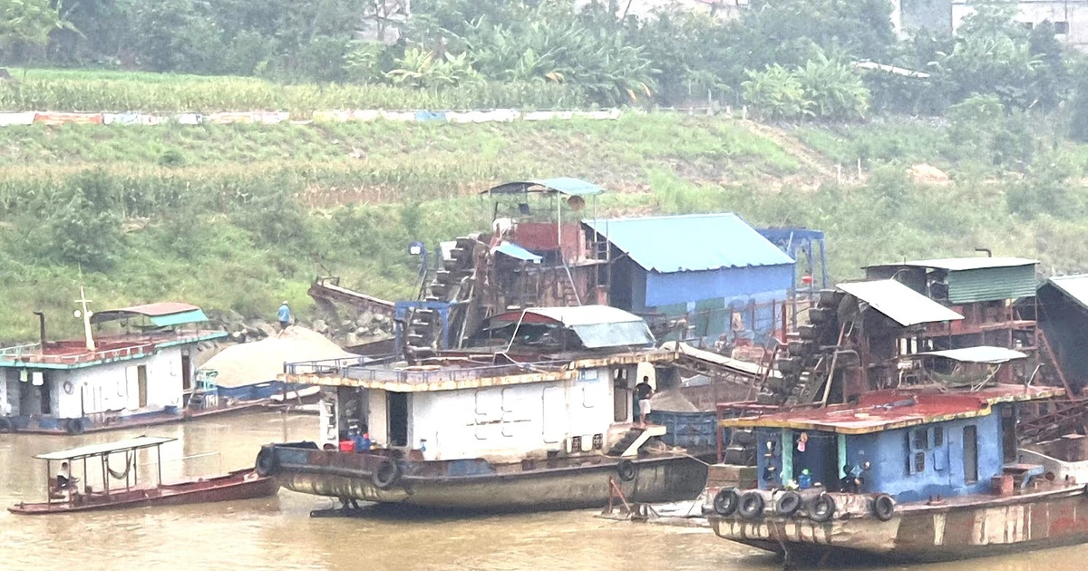 Tuyên Quang siết chặt quản lý khai thác cát sỏi, xử lý nghiêm cán bộ tiếp tay 'bảo kê'