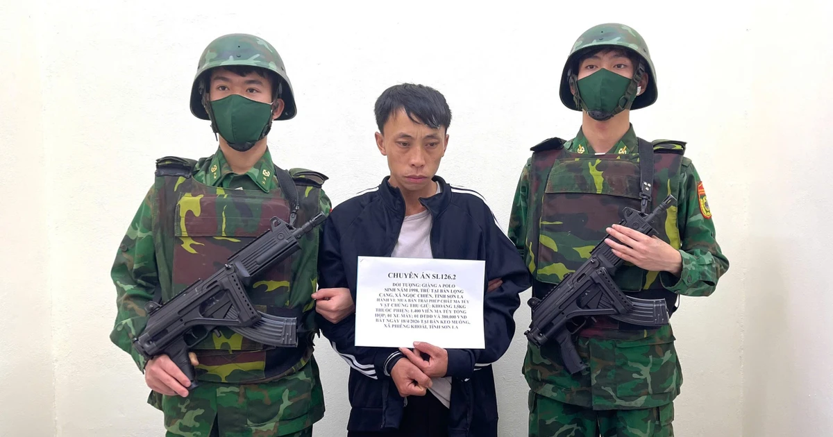 Bắt đối tượng vận chuyển lượng lớn ma túy tổng hợp và nhựa thuốc phiện