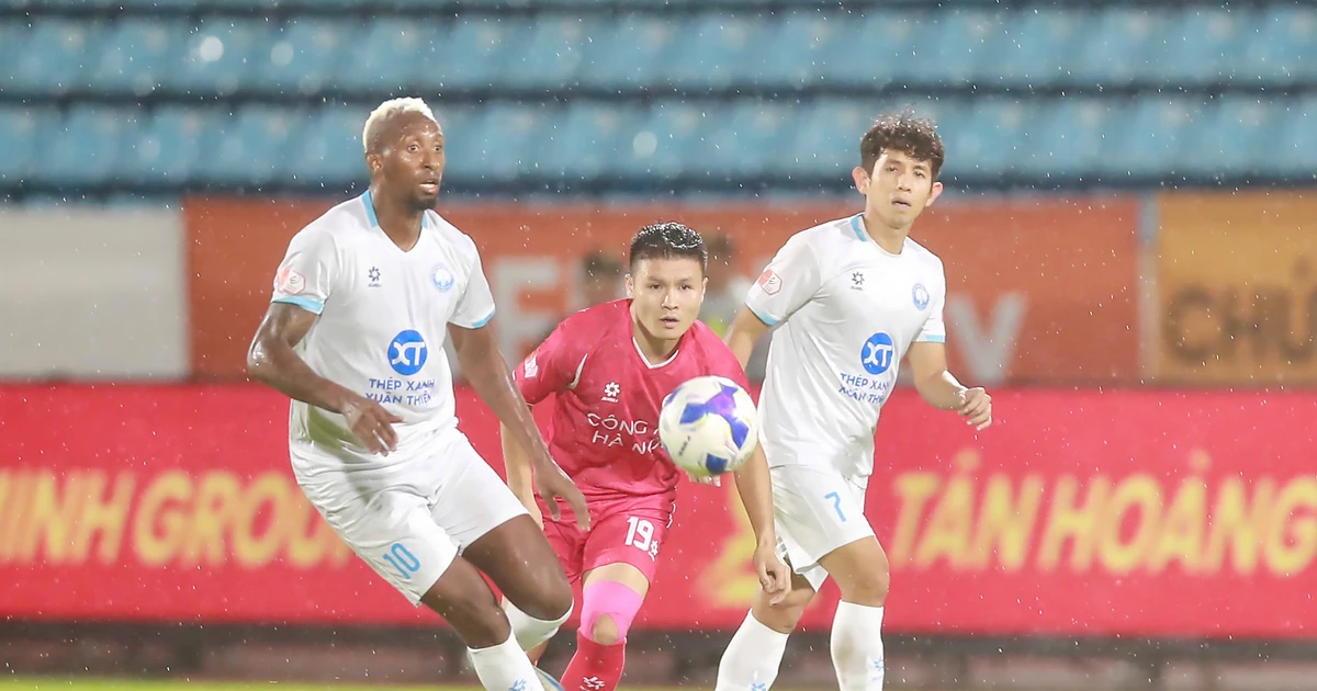 Thép Xanh Nam Định không ngừng sắm thêm ngoại binh để làm gì?