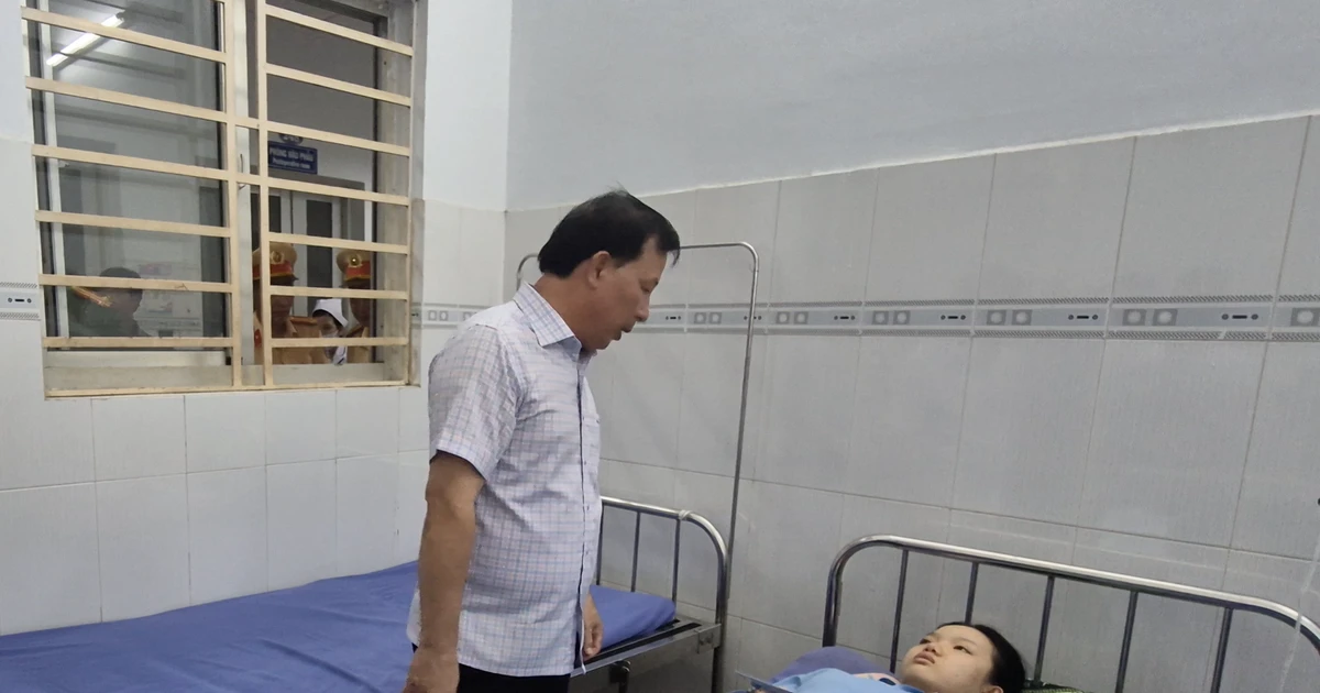 Tập trung cứu chữa các nạn nhân vụ cháy xe khách khiến 7 người tử vong