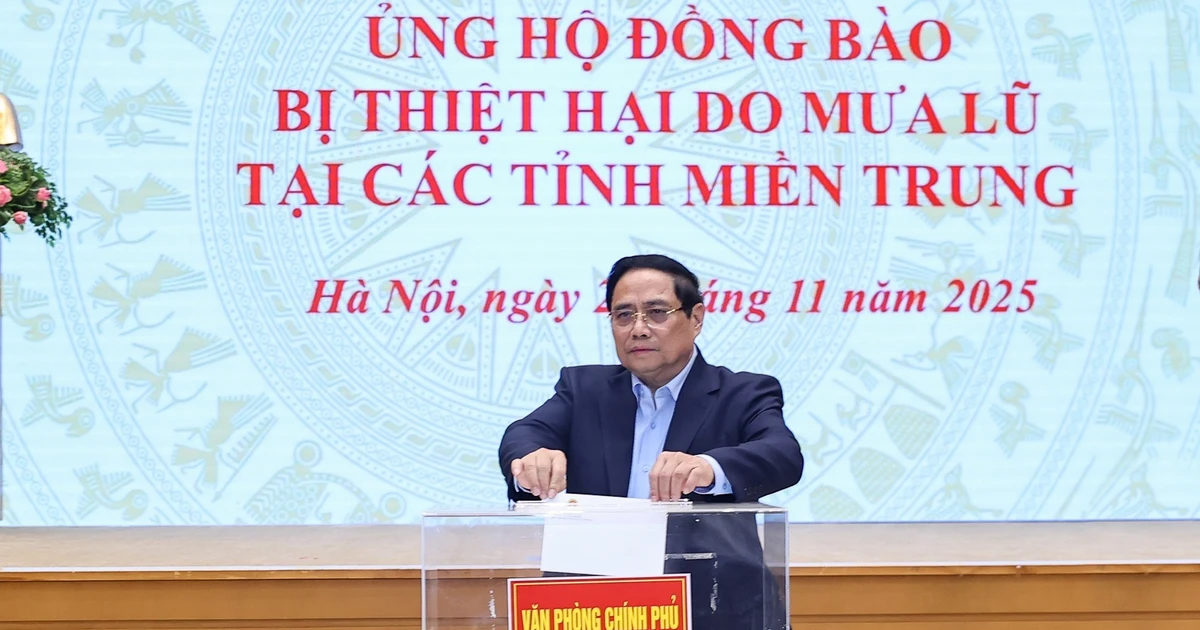 Thủ tướng: Nhanh chóng có Nghị quyết khắc phục hậu quả thiên tai, Nhân dân đang rất cần