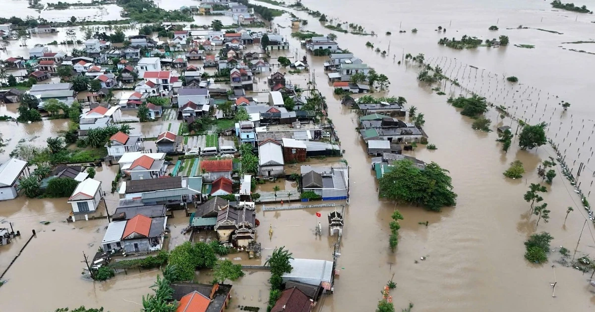 Hỗ trợ khẩn cấp 700 tỷ đồng cho 4 địa phương khắc phục hậu quả bão lũ