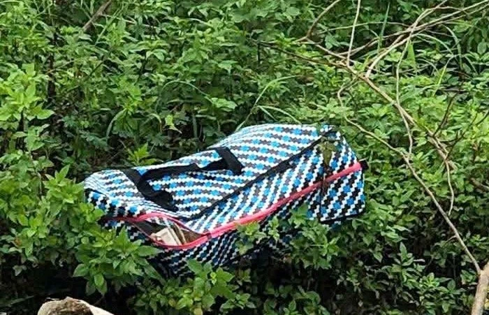 Công an điều tra vụ thi thể bé trai trong túi bạt ven đường ở Ninh Bình