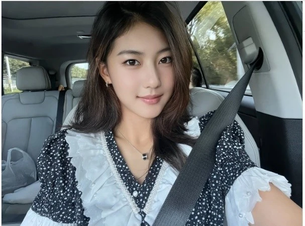 Sửng sốt trước diện mạo khác lạ sau khi 'lột xác' của 'tiểu Suzy'