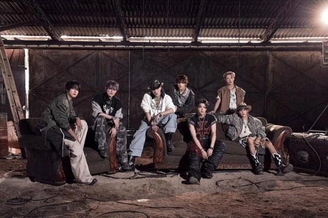 NCT DREAM làm nên lịch sử Hanteo với 'Beat It Up'