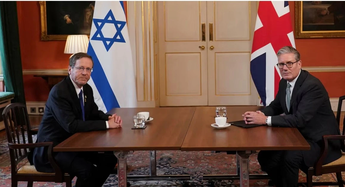 Thủ tướng Anh tỏ thái độ gay gắt trong cuộc gặp Tổng thống Israel