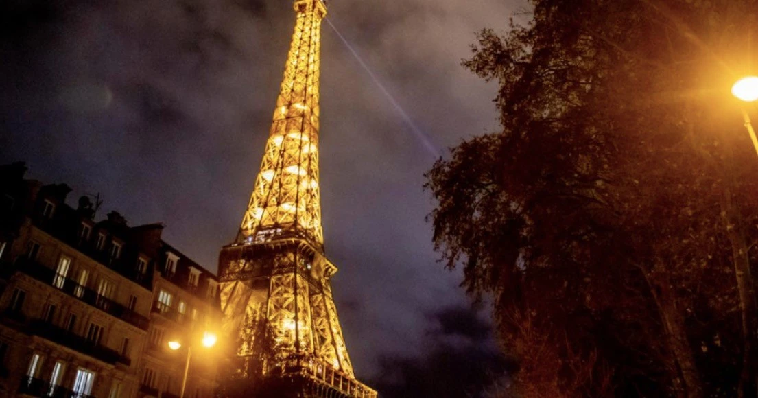 Pháp nợ nần chồng chất, nguy cơ khủng hoảng khu vực đồng euro