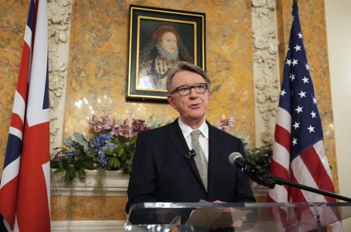 Đại sứ Anh tại Mỹ mất chức vì lộ quan hệ với tỷ phú tai tiếng