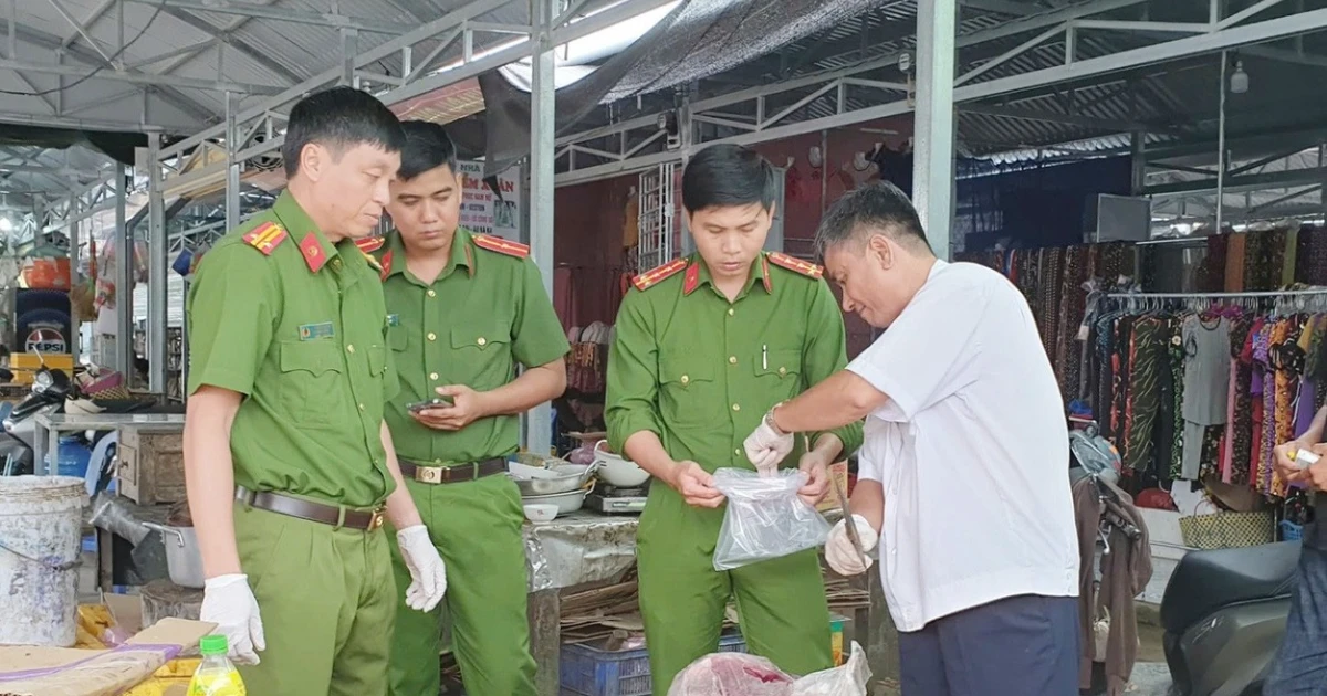 Bắt 3 cán bộ liên quan vụ để hơn 8 tạ thịt lợn nhiễm dịch tuồn ra chợ