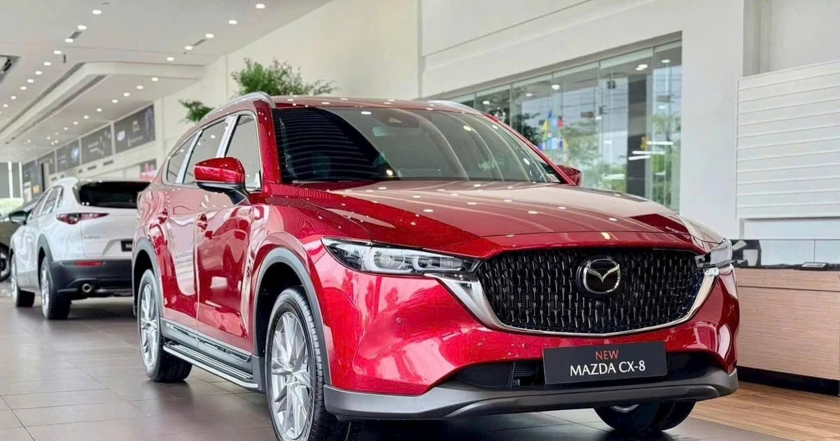 Chiến lược "thêm phiên bản, hạ giá sàn" của Mazda và Kia