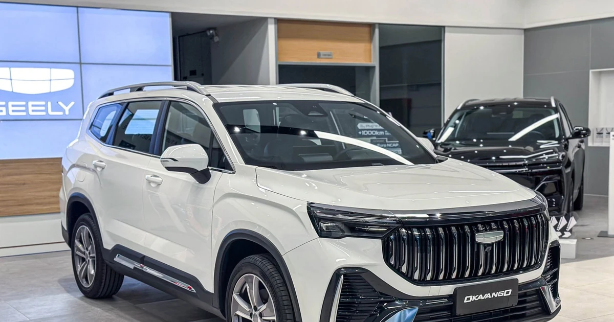 Tân binh SUV 7 chỗ chào sân Việt Nam với giá 'đáy' phân khúc