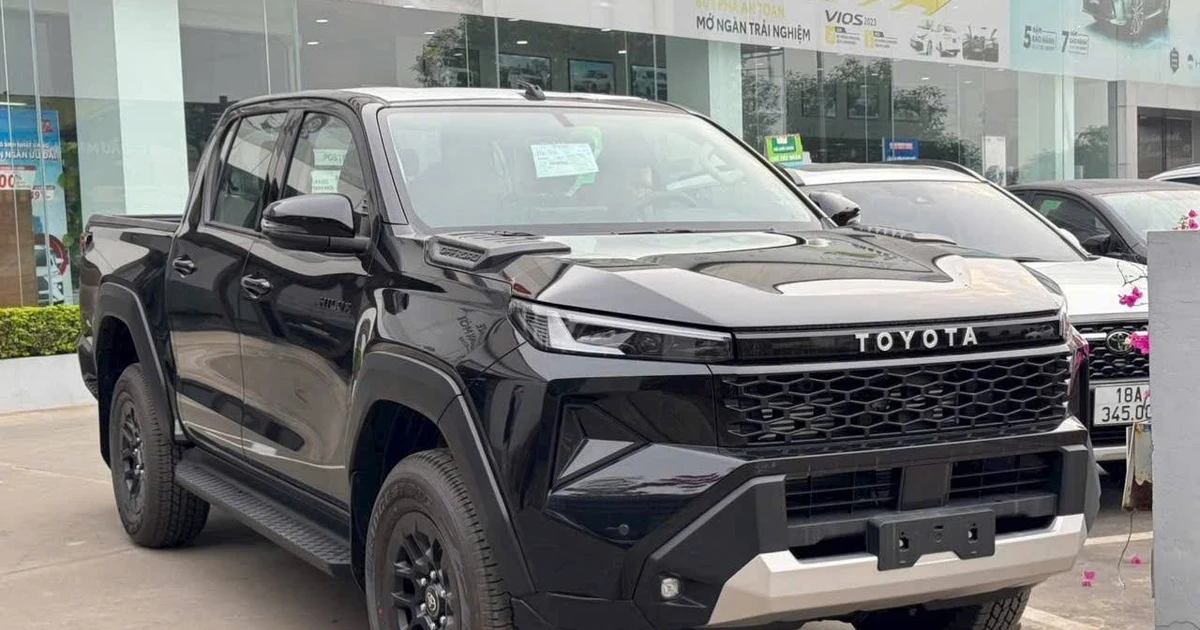 Nhiều mẫu xe mới ra mắt Việt Nam đã khan hàng trước Tết