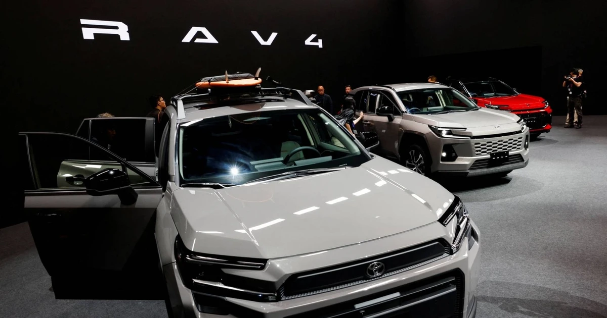 Xe hybrid giúp Toyota lập kỷ lục doanh số