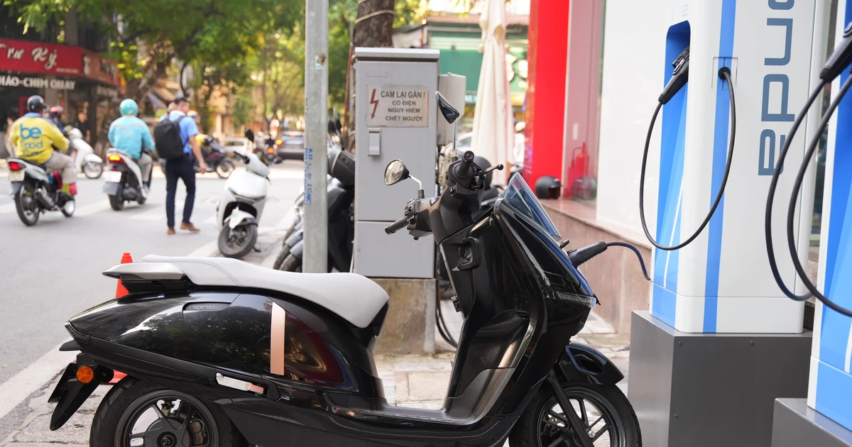 Honda ra xe máy điện mới ở Việt Nam, giá thực tế bằng nửa nước ngoài