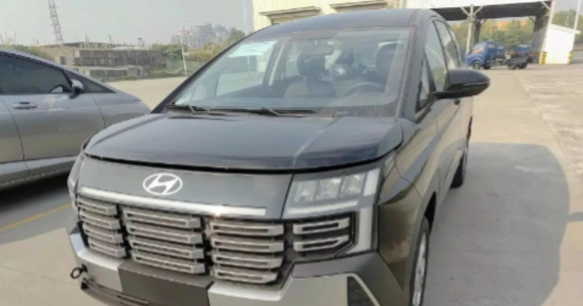 Xe 7 chỗ bản mới của Hyundai lộ diện tại Việt Nam