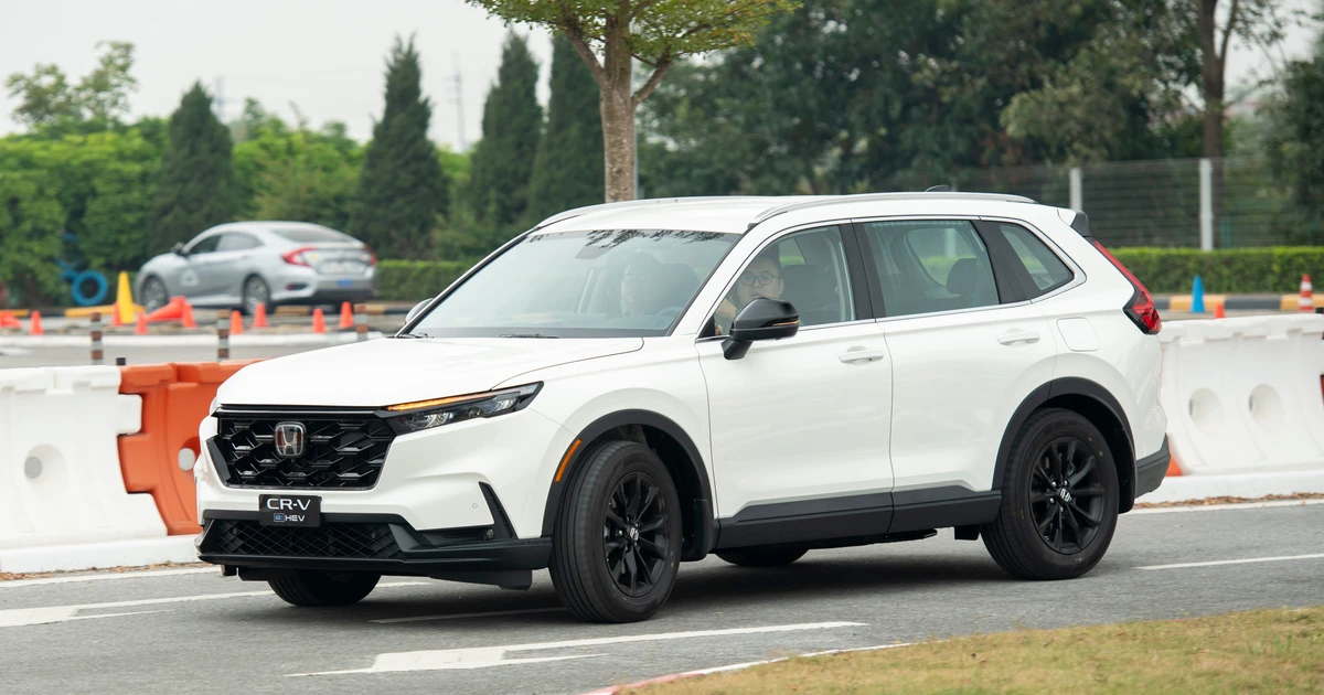 Thêm xe hybrid được giảm giá tại Việt Nam