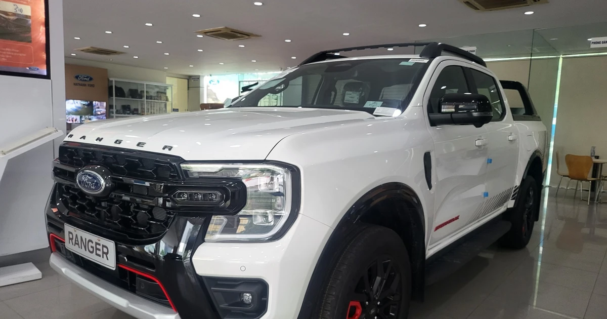 Ford Ranger bị mẫu xe mới ra mắt soán ngôi