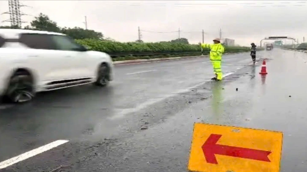 Tạm cấm một đoạn cao tốc Đà Nẵng – Quảng Ngãi để ứng phó với bão số 13