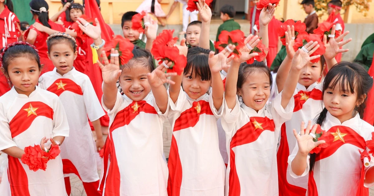 Hơn 400 học sinh hòa mình vào Ngày hội Thúc đẩy văn hoá đọc đầy sắc màu tại Nghệ An