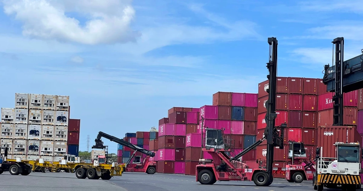 Đề xuất tái cấu trúc không gian logistics TPHCM theo mô hình ba lớp
