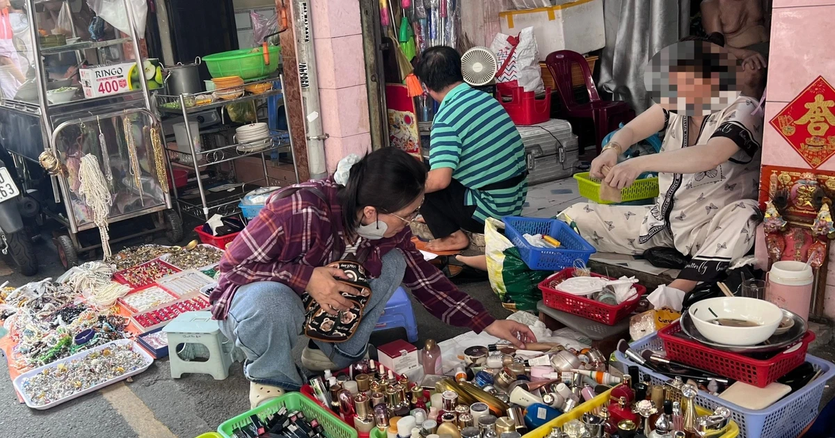 Hàng giả công khai giữa ban ngày: Vì sao vẫn có 'đất sống'?