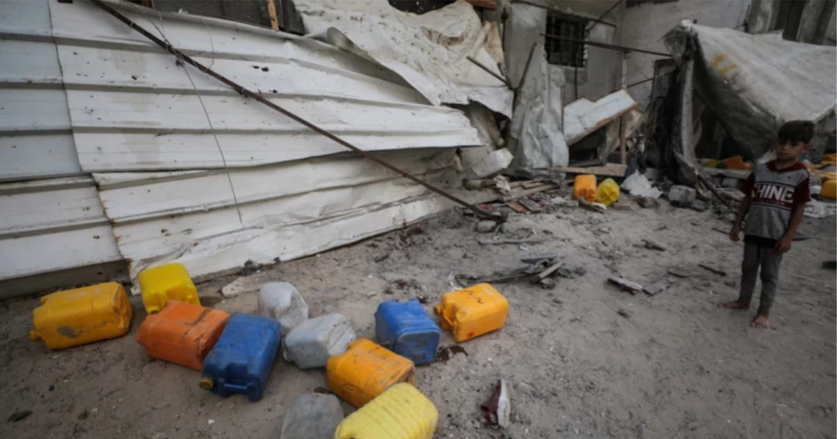 Tên lửa bắn trúng trẻ em Palestine đang lấy nước, Israel nói do trục trặc kỹ thuật