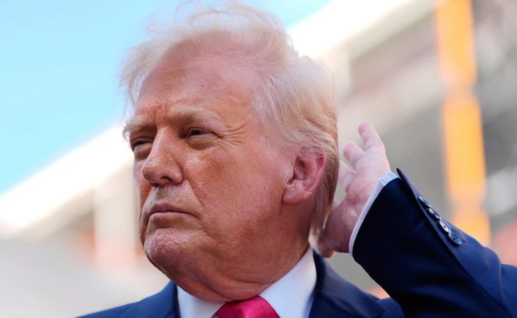 Tổng thống Mỹ Trump về thăm quê mẹ